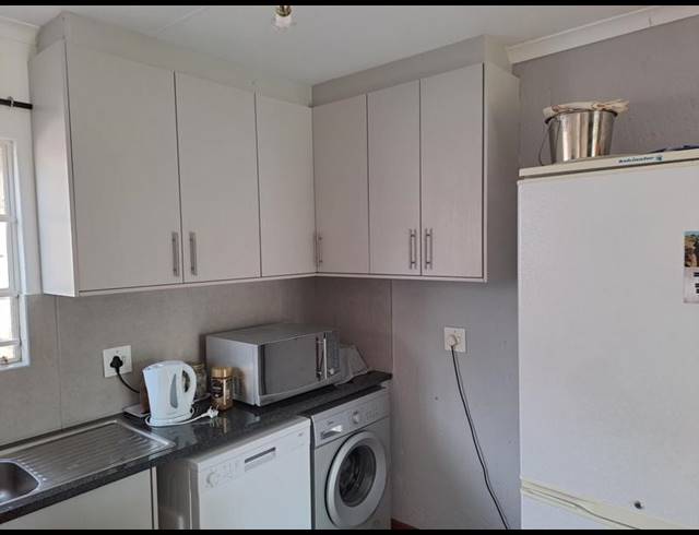 2 BEDROOM TOWNHOUSE FOR SALE IN FAIRLAND